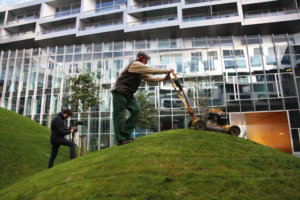 15 The_Infinite_Happiness_13