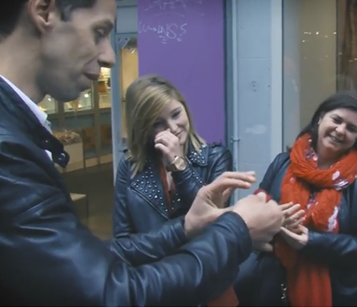 Demonstratie zakkenrollen tijdens ‘Week van de Veiligheid’