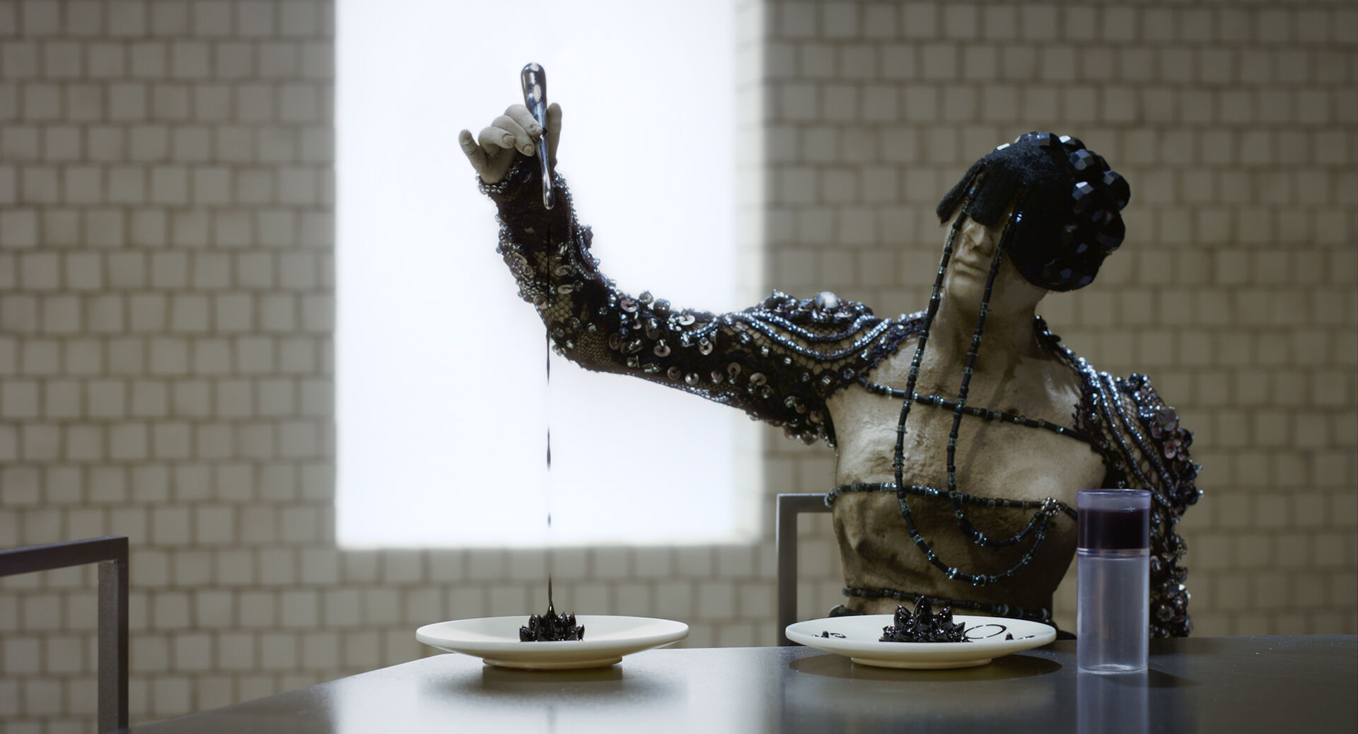 Finity-Calling-still-01